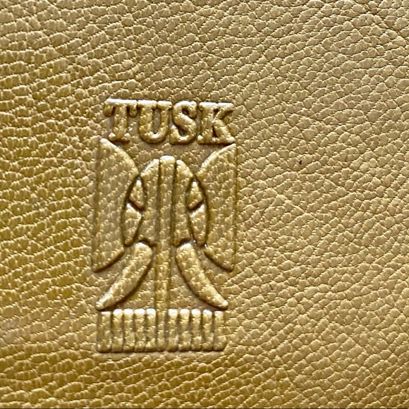 TUSK Pink Leather Wallet - Picture 3 of 6